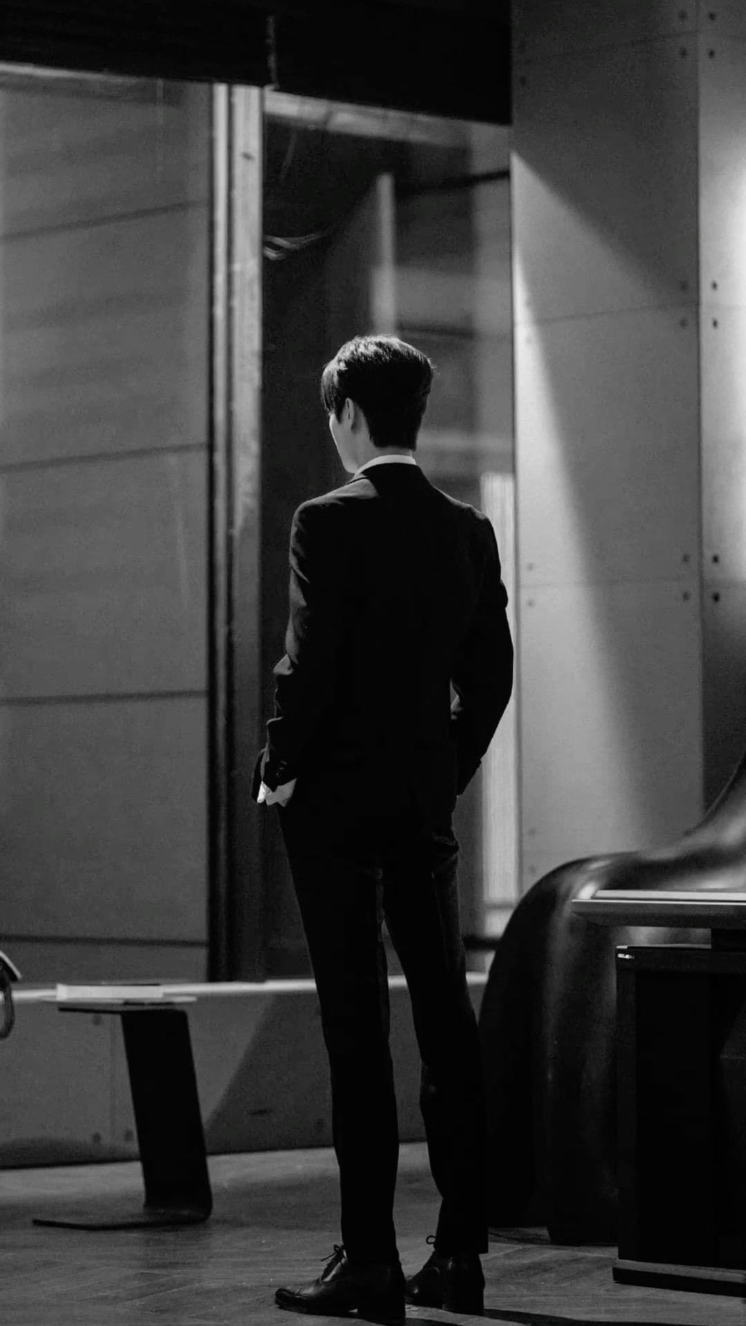 TÔI LÀ THƯ KÝ CỦA CHỦ TỊCH ĐỘC ĐOÁN