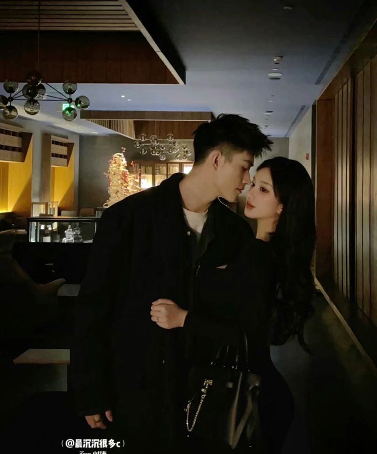 TÔI MƠ THẤY MÌNH LÀ NỮ PHỤ