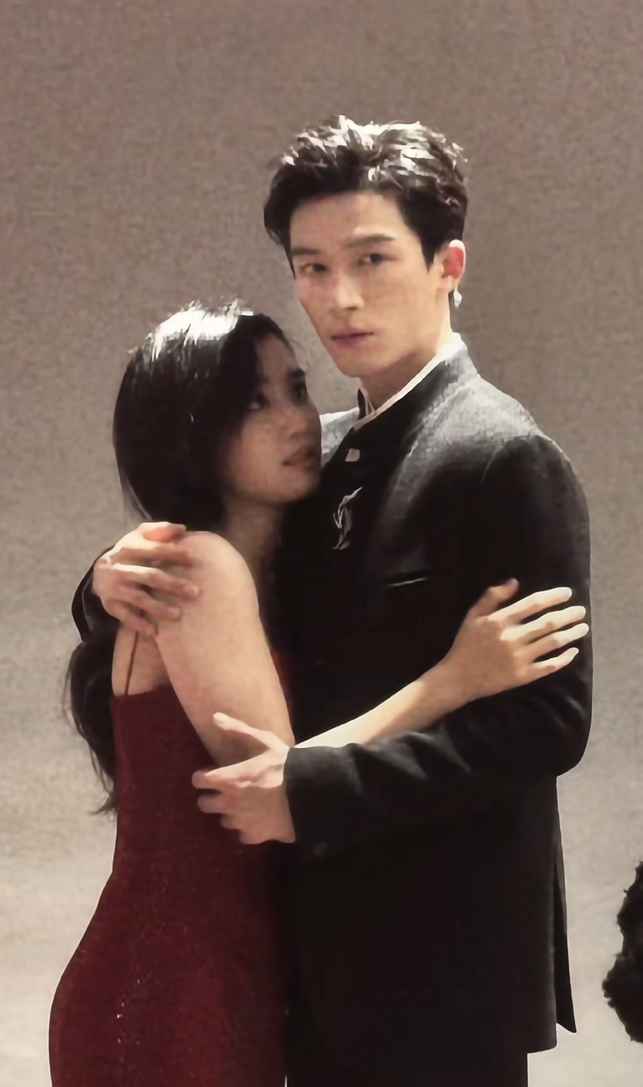 CHẠY TRỐN TÌNH YÊU