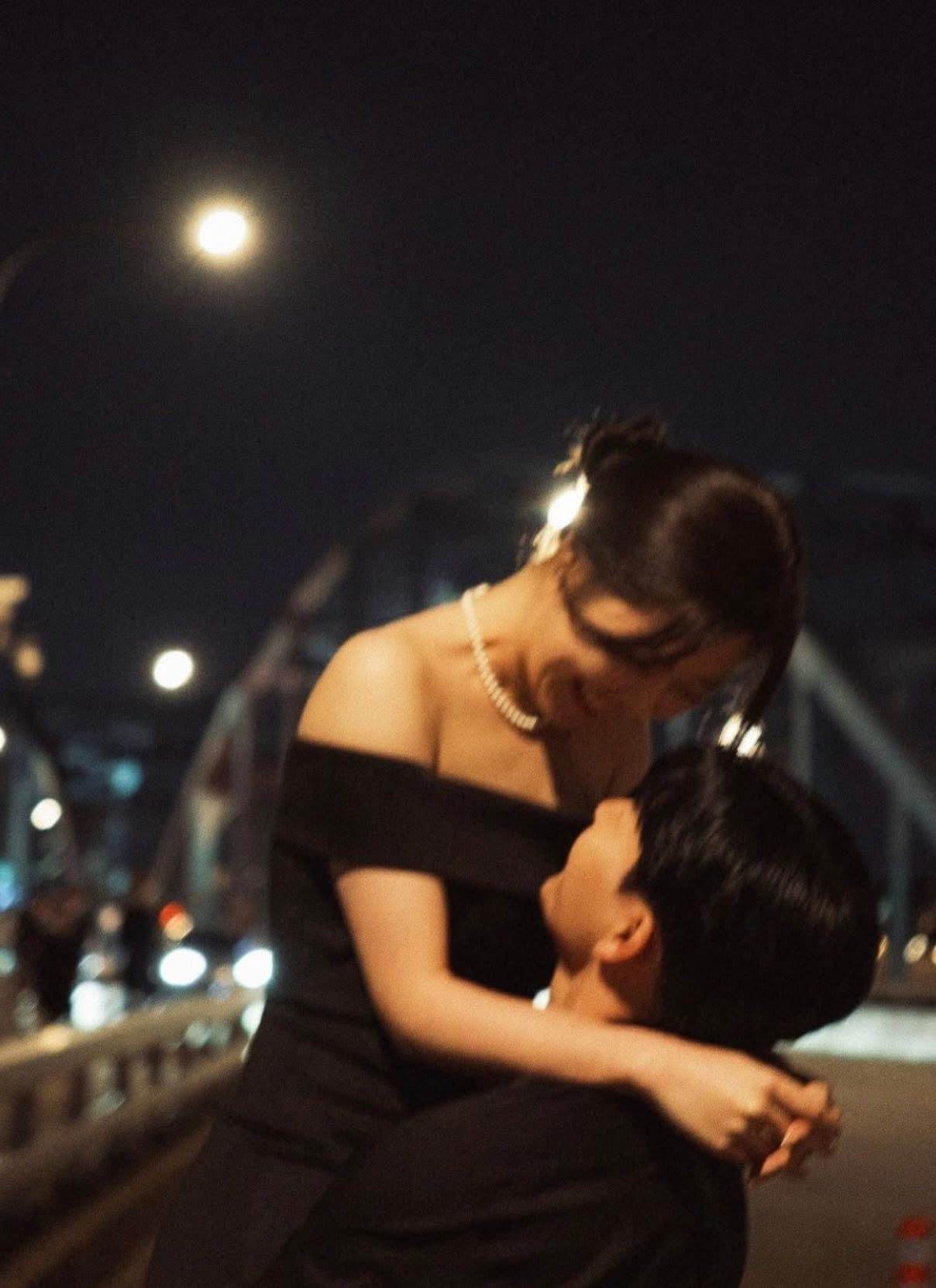 TẤM ẢNH CỦA KẺ NGOẠI TÌNH