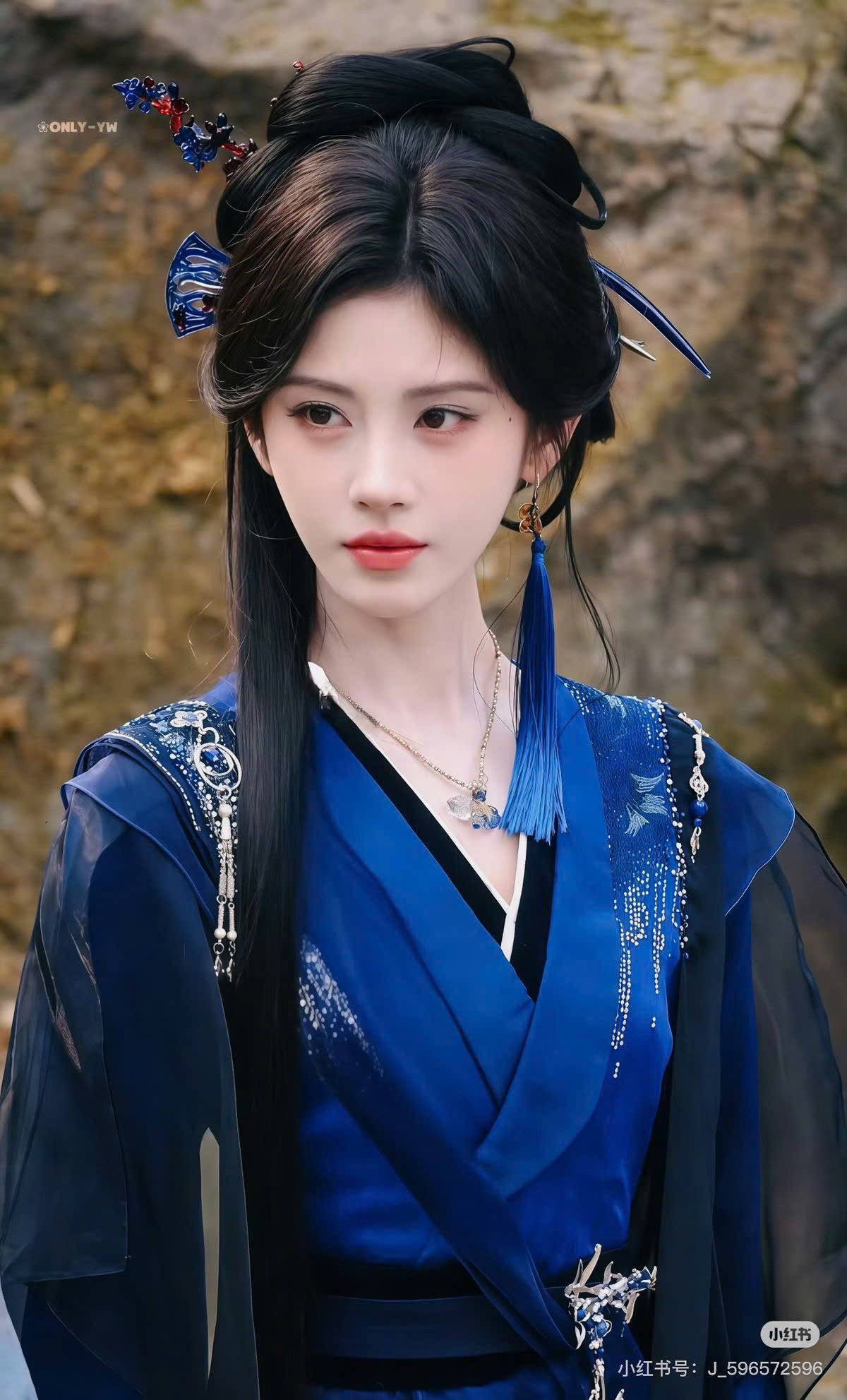 MỘT KIẾP TUYỂT TAN, MỘT ĐỜI NỞ HOA