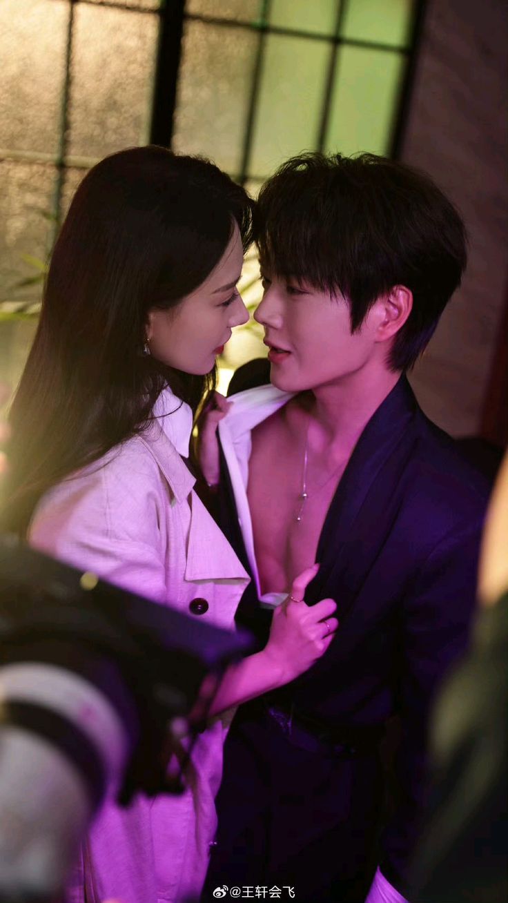 Ly Hôn Giả, Ghen Thật