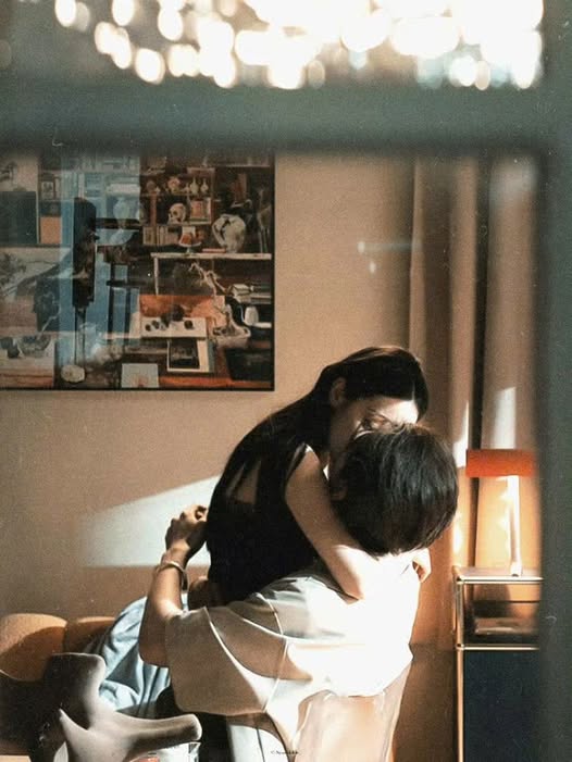 Sau Khi Giả Mạo Nữ Chính, Tôi Biến Thành Con Gái Ruột Của Nam Chính