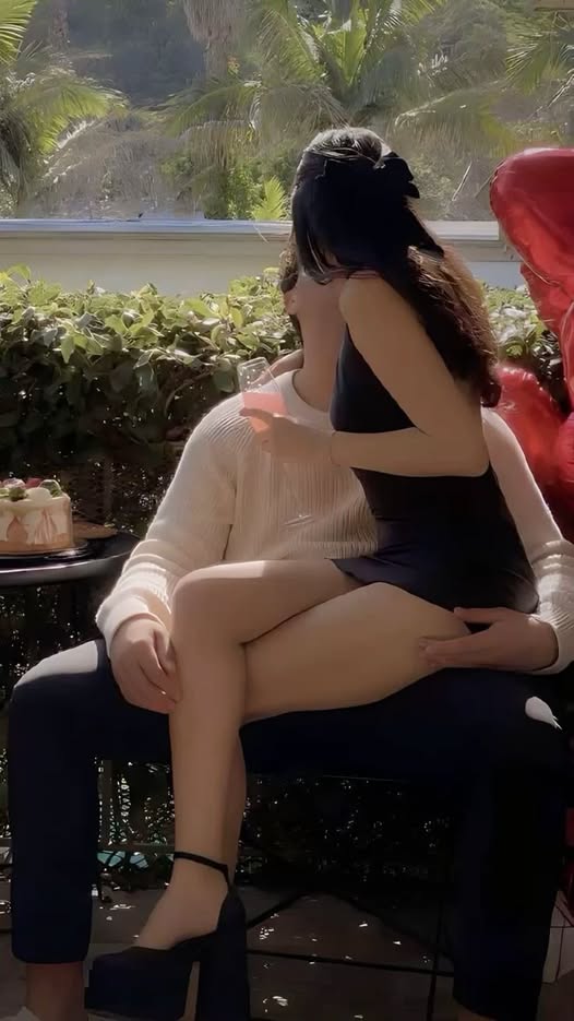 TỔNG GIÁM ĐỐC LÀ BẠN TR AI CŨ