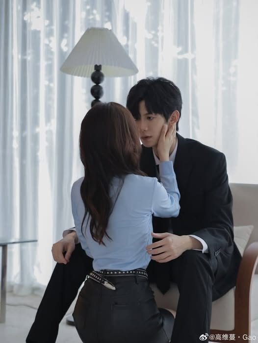 Sau Khi Ly Hôn, Tôi Nuôi Lại Chồng Cũ