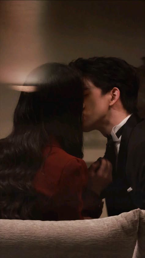 Yêu qua mạng 3 năm, ảnh gửi toàn là thím Trư ơng