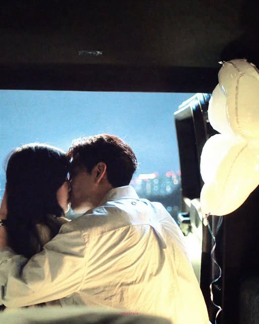 Ly Hôn Ba Lần Vẫn Chưa Tỉnh