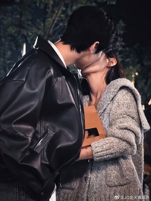 Người Lạ Trên Danh Nghĩa Vợ Chồng